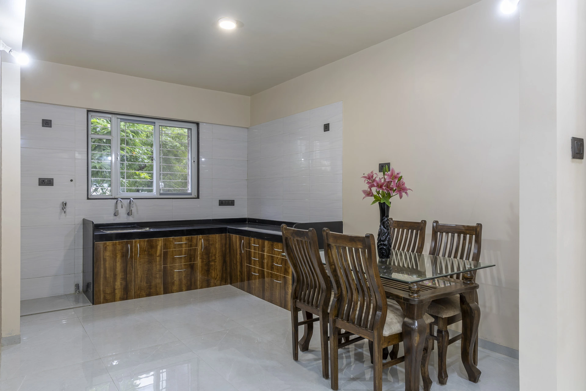 Modern Modular Kitchen - Satvik Villa Premium Homes